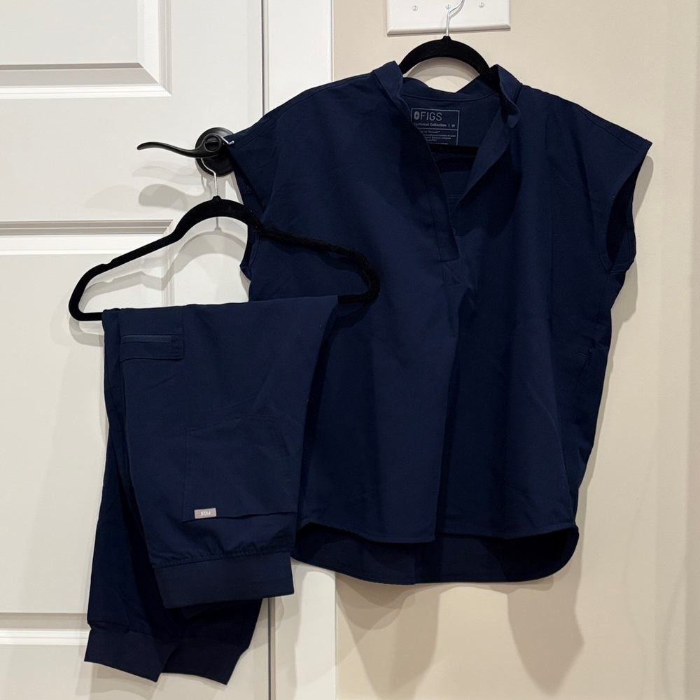 Figs Navy Blue Scrub Set